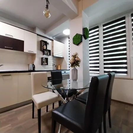 Ika Apartament *